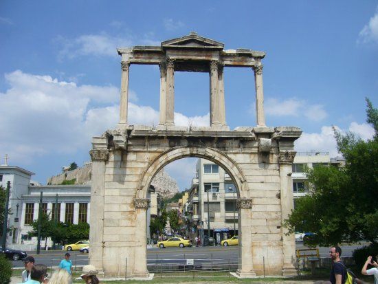 Porte d'Hadrien